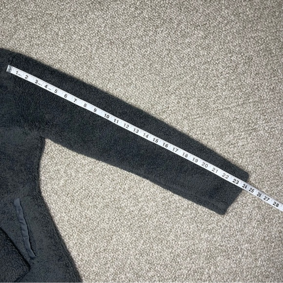 Patagonia fleece jacket - Picture 11 of 11